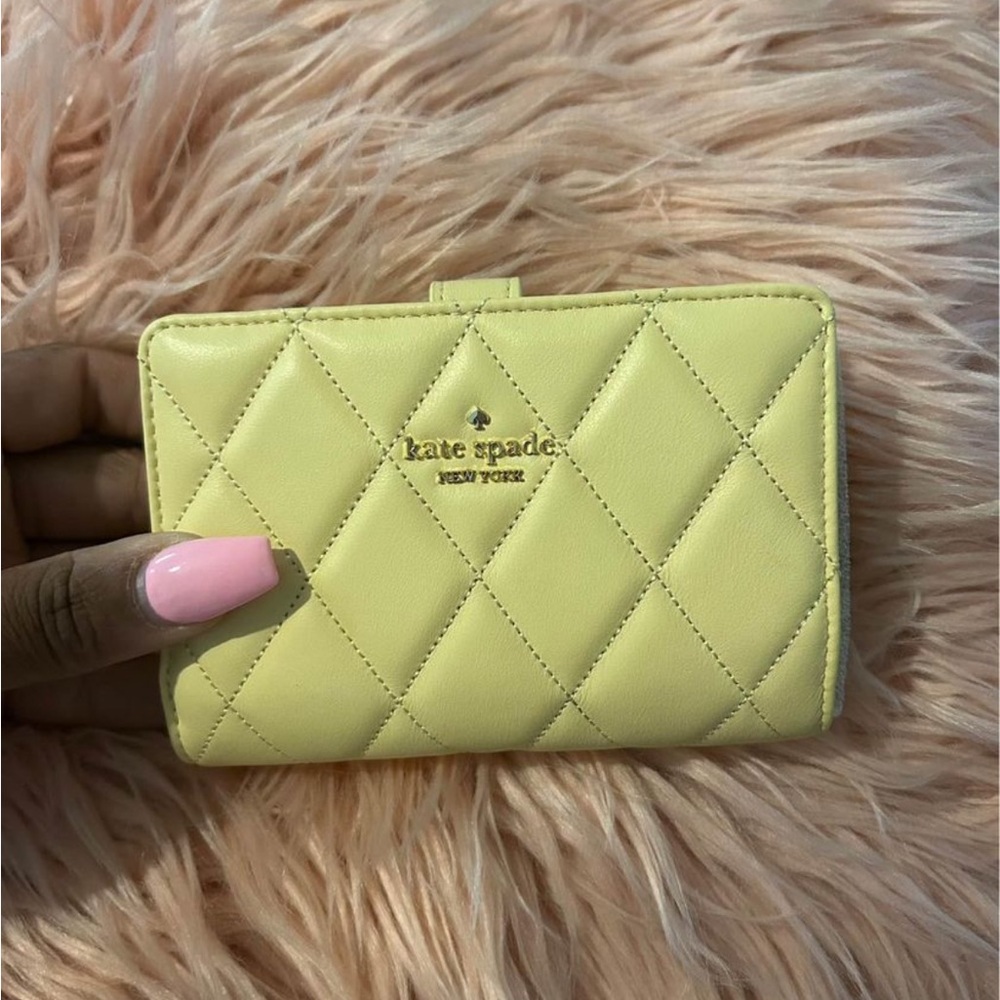 Beautiful Kate Spade quilted leather wallet